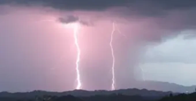 atibaia trovões e raios