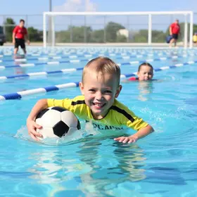 aulas gratuitas de natação e futebol